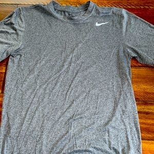 Nike dri-fit gray adult small shirt